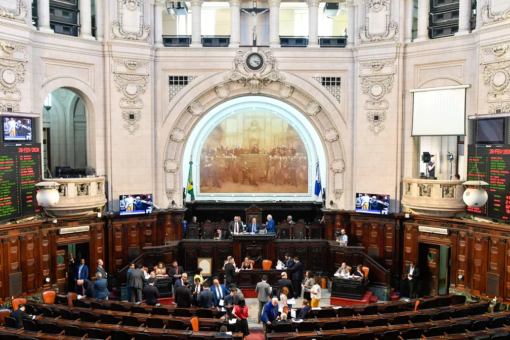 projeto de lei de incentivo a pesquisas com cannabis avança na alerj