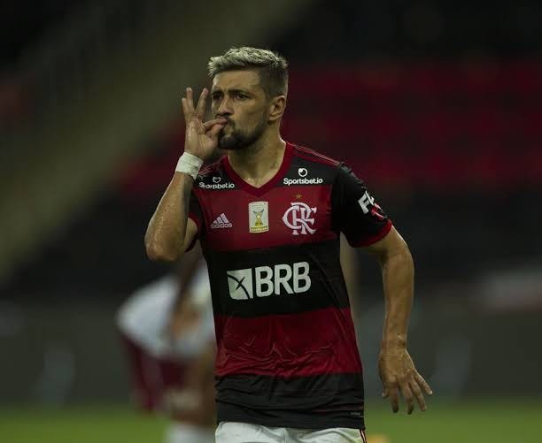 jogador arrascaeta